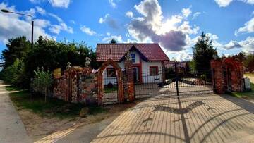 Фото номера Дом для отпуска Дома для отпуска Dworek Chateau de Janauis г. Косьцежина 10